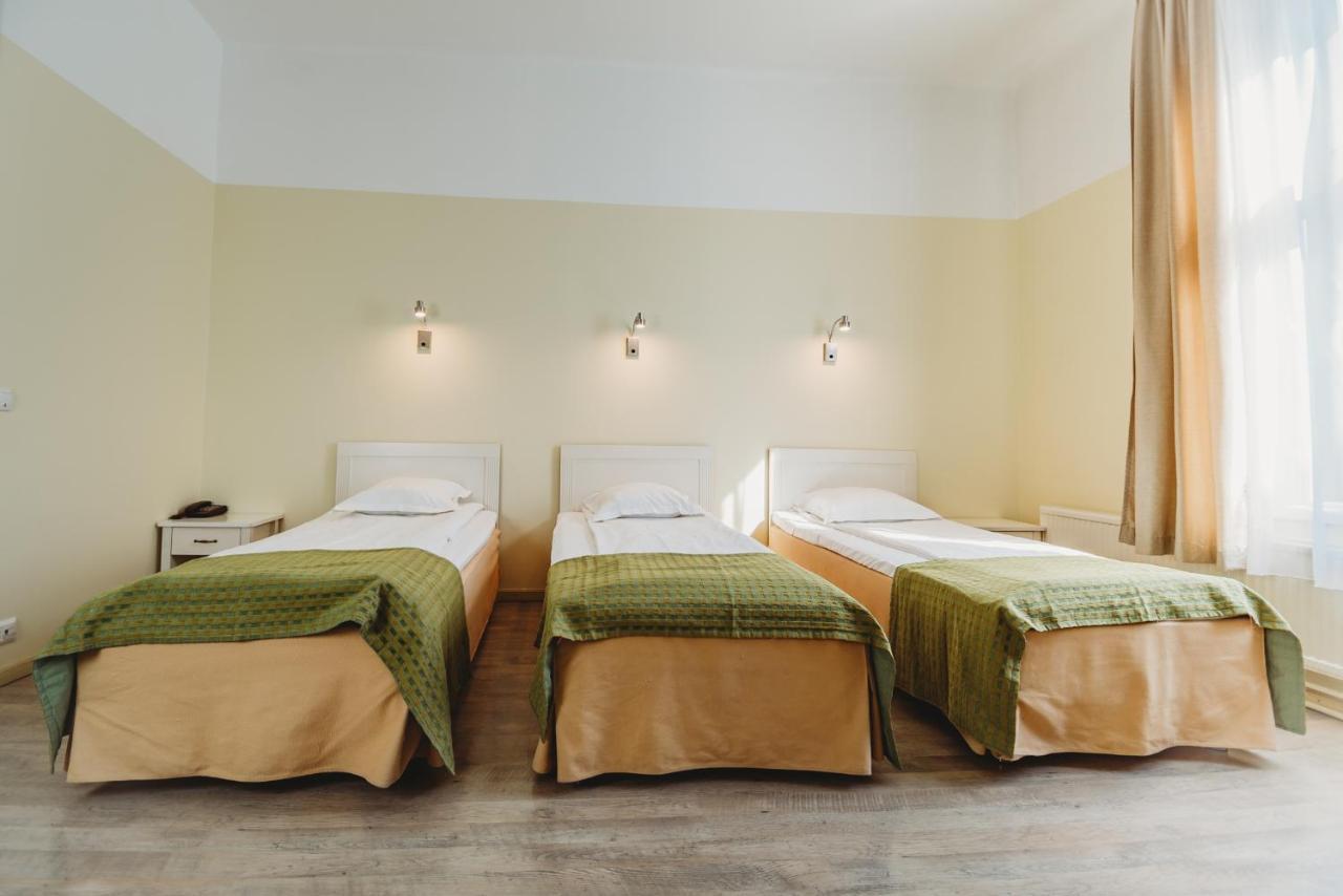 Economy Hotel Talin Exterior foto
