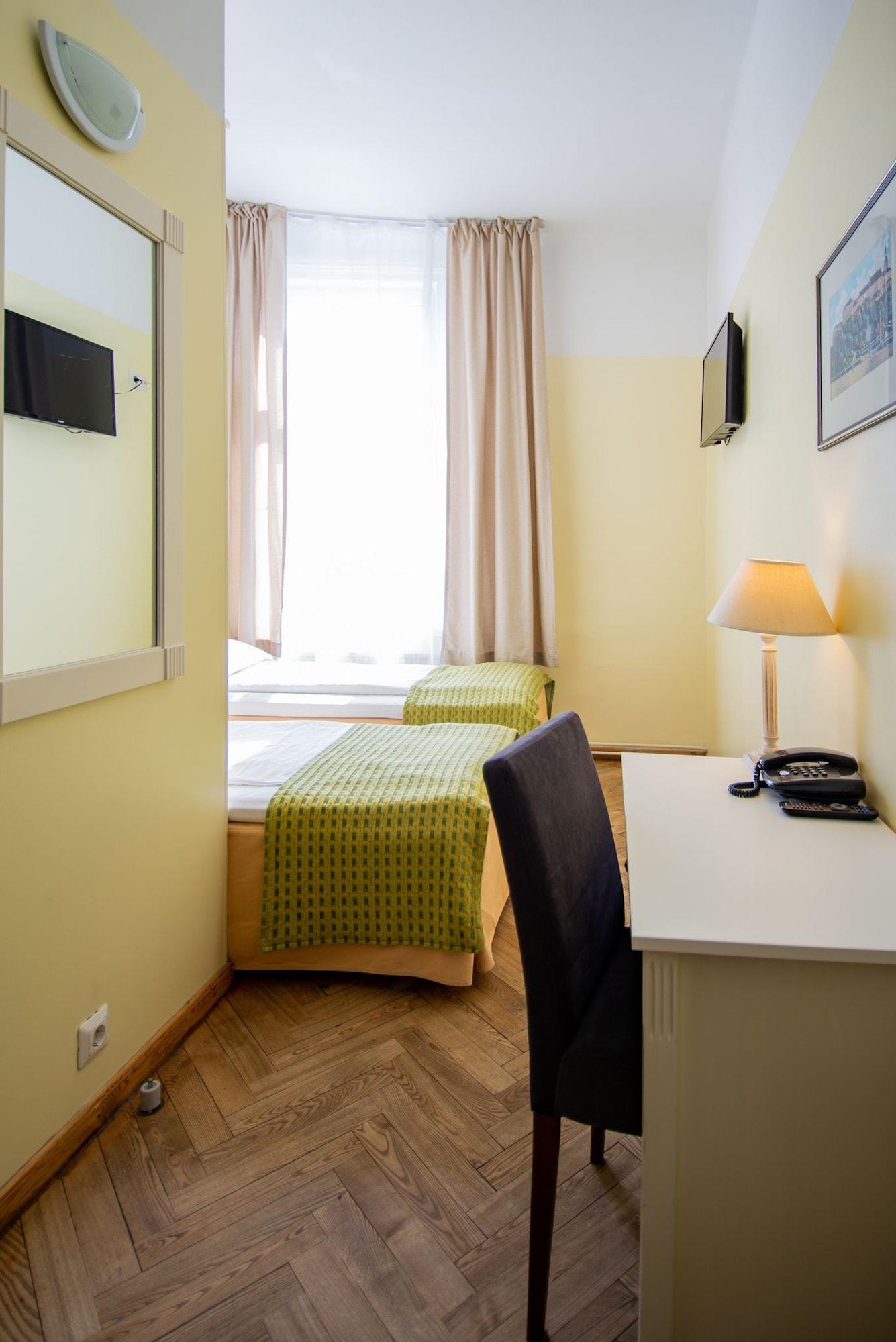 Economy Hotel Talin Exterior foto
