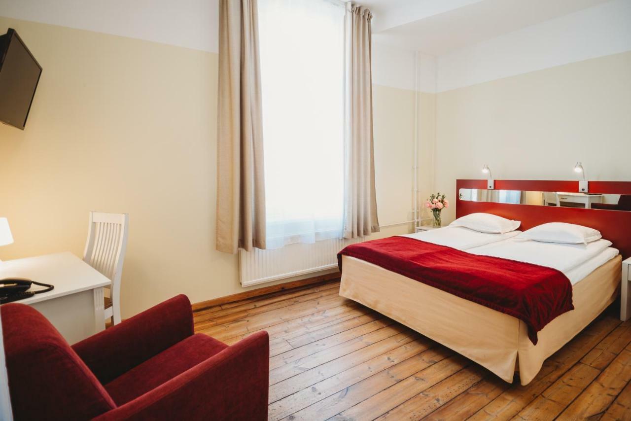 Economy Hotel Talin Exterior foto